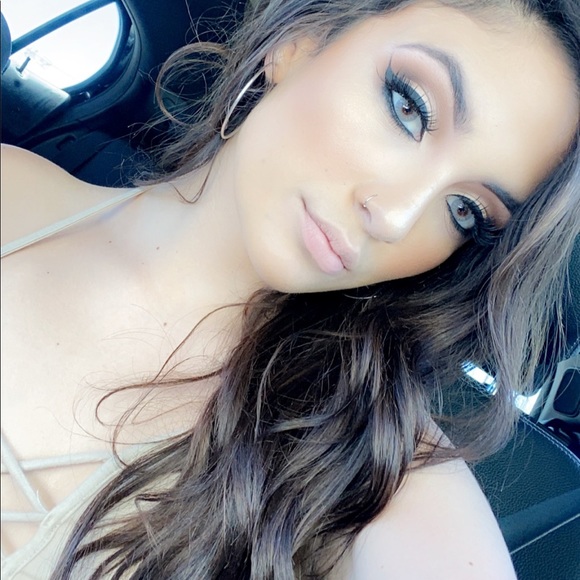 Meet your Posher, Cheyenne - Picture 7 of 7